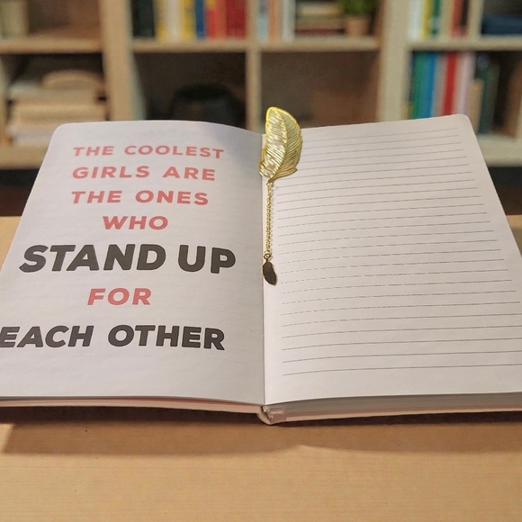 Gold Feather Metal Bookmark NIP - Picture 2 of 4